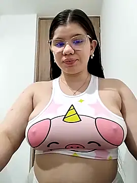 Snapshot of Danzel1105 chatting on 02-28-25, 04:21 Danzel1105 online show from 02-28-25, 04:21