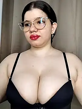 Snapshot of Danzel1105 chatting on 09-18-25, 09:22 Danzel1105 online show from 09-18-25, 09:22