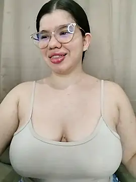 Snapshot of Danzel1105 chatting on 11-21-25, 08:46 Danzel1105 online show from 11-21-25, 08:46