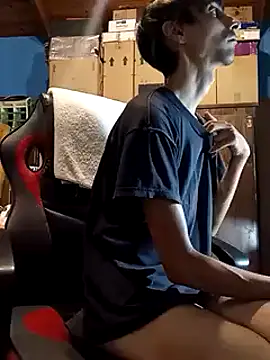 Snapshot of takumysexy chatting on 03-10-25, 03:01 takumysexy online show from 03-10-25, 03:01