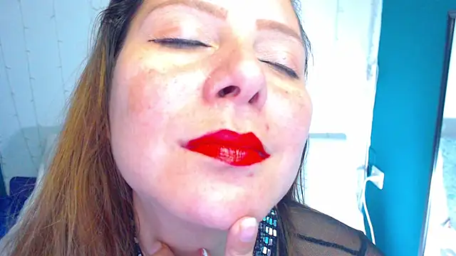 camila delarosa online show from 02-04-25, 01:06