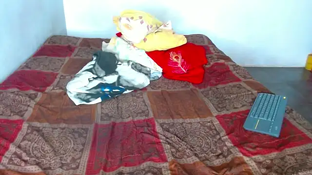 Snapshot of George_Dominator chatting on 12-21-24, 08:10 George Dominator online show from 12-21-24, 08:10