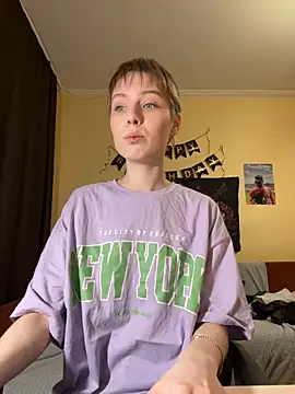 Crayzy Luv online show from 03-10-25, 09:51