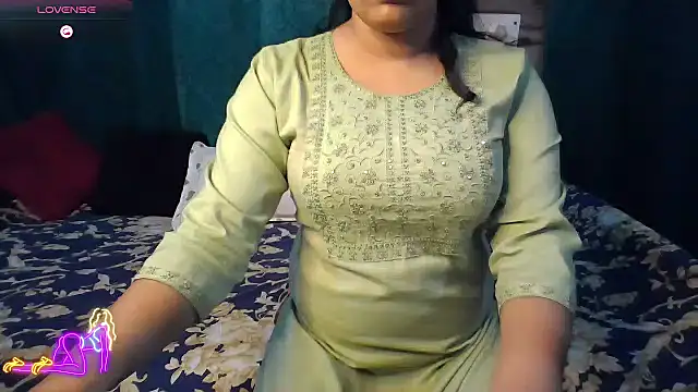 Trezza online show from 12-03-24, 04:06