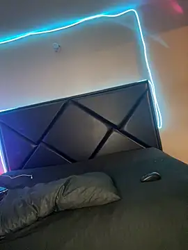 Snapshot of ScarlettAndClark chatting on 01-03-25, 11:44 ScarlettAndClark online show from 01-03-25, 11:44