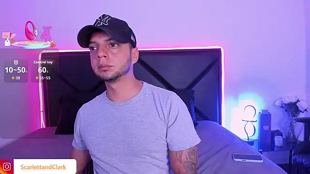 Snapshot of ScarlettAndClark chatting on 09-24-25, 05:55 ScarlettAndClark online show from 09-24-25, 05:55