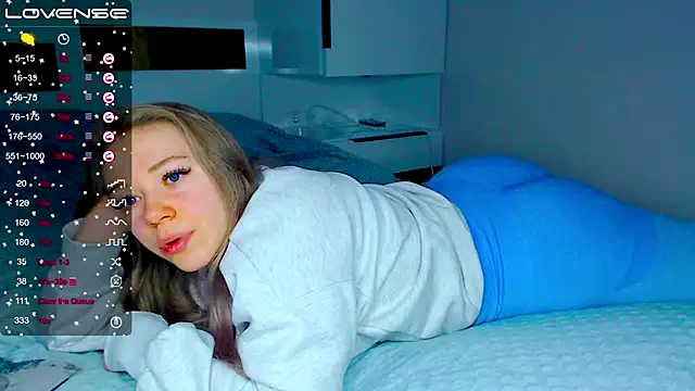 Snapshot of kitti_kaattt chatting on 02-16-25, 04:42 kitti kaattt online show from 02-16-25, 04:42