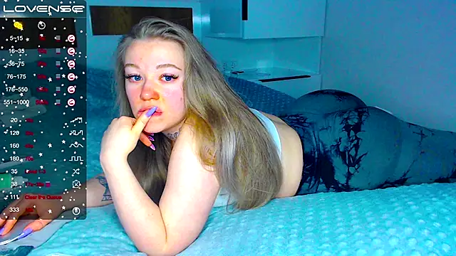 Snapshot of kitti_kaattt chatting on 03-19-25, 11:39 kitti kaattt online show from 03-19-25, 11:39