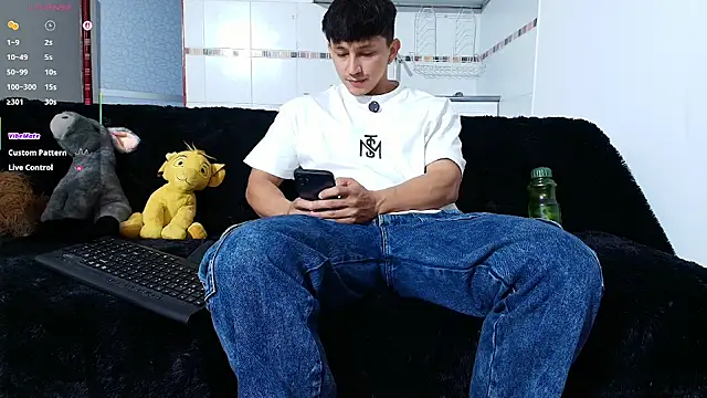 jacques cardiet online show from 04-27-26, 02:15