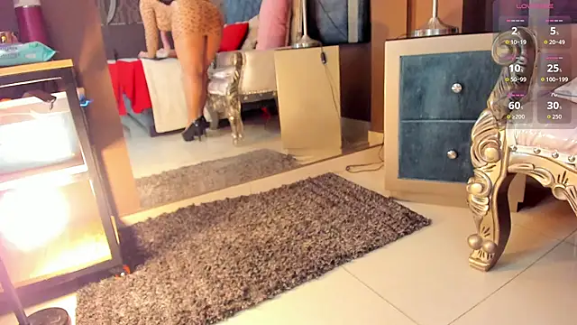 Snapshot of Janna_Rousse_ chatting on 10-03-25, 12:02 Janna Rousse online show from 10-03-25, 12:02