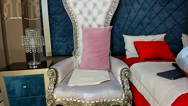 Snapshot of Janna_Rousse_ chatting on 10-17-25, 11:57 Janna Rousse online show from 10-17-25, 11:57