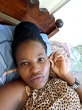 petite babe online show from 03-15-26, 07:31