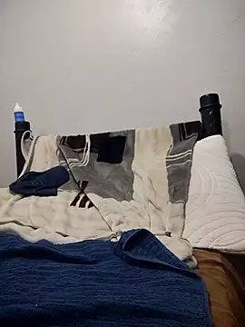 Snapshot of Potro23hotzen chatting on 02-27-26, 05:24 Potro23hotzen online show from 02-27-26, 05:24