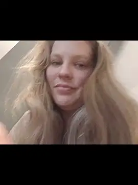 Cumonkatie online show from 03-06-26, 05:42