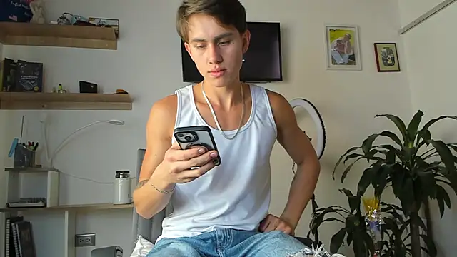 manucute 23  online show from 02-05-26, 03:38