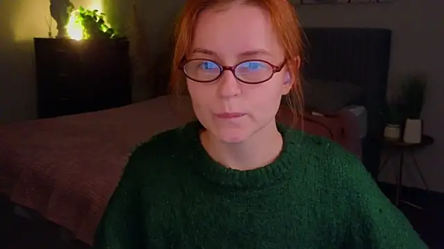 Snapshot of reb_luvng chatting on 09-13-25, 01:44 reb luvng online show from 09-13-25, 01:44