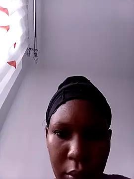 Snapshot of Braxtonjerry chatting on 04-03-26, 02:15 Braxtonjerry online show from 04-03-26, 02:15