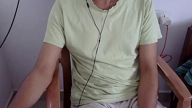 The SHY uncut online show from 05-10-26, 06:29