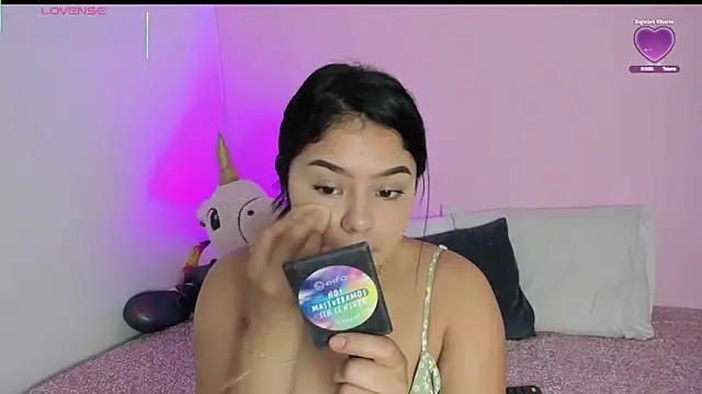 Oriana Guzman online show from 10-20-25, 11:27