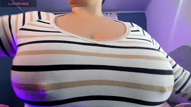 Ashanty vera15 online show from 02-17-26, 04:09