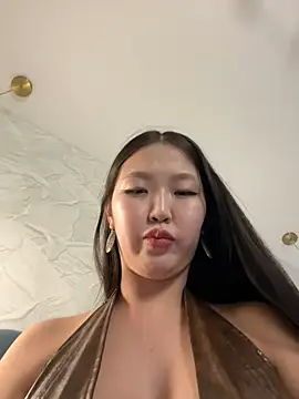 Aiko Yumi online show from 03-09-25, 02:54