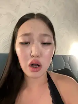 Aiko Yumi online show from 03-09-25, 07:05