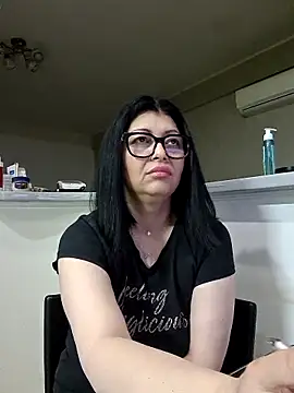 Milf Abigail online show from 05-15-26, 01:23