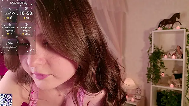 Snapshot of LeraKit chatting on 02-14-26, 03:31 LeraKit online show from 02-14-26, 03:31