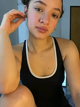 Snapshot of Alicia_ALICIA chatting on 07-28-26, 02:05 Alicia ALICIA online show from 07-28-26, 02:05