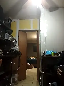 Snapshot of AlanDickson chatting on 12-24-24, 09:28 AlanDickson online show from 12-24-24, 09:28