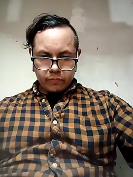 Snapshot of AlanDickson chatting on 01-29-25, 07:36 AlanDickson online show from 01-29-25, 07:36