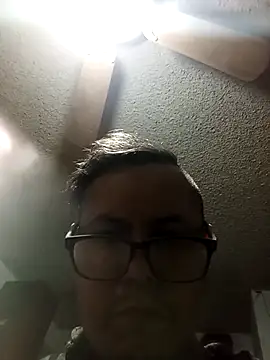 Snapshot of AlanDickson chatting on 03-03-25, 11:22 AlanDickson online show from 03-03-25, 11:22