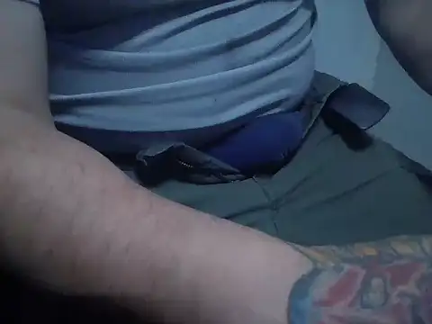 Snapshot of AlanDickson chatting on 03-21-25, 11:44 AlanDickson online show from 03-21-25, 11:44