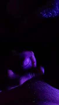 Snapshot of AlanDickson chatting on 10-13-25, 12:27 AlanDickson online show from 10-13-25, 12:27