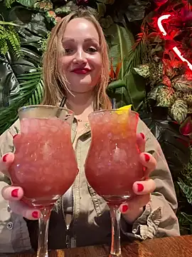 Snapshot of LadyTatiana_Madam chatting on 12-29-24, 03:35 LadyTatiana Madam online show from 12-29-24, 03:35