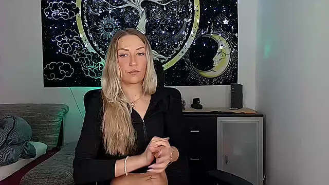 SexxyLiviaa online show from 12-21-25, 01:57