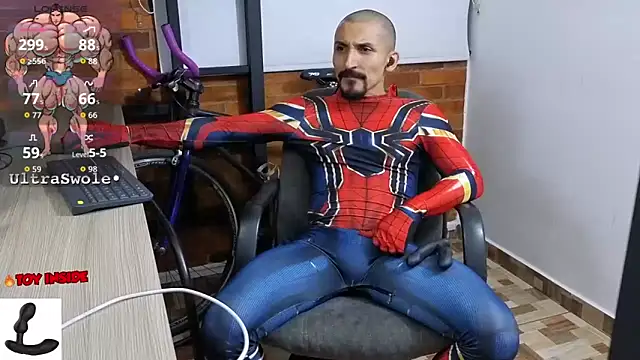 Snapshot of Marck_Muscle chatting on 10-29-25, 12:24 Marck Muscle online show from 10-29-25, 12:24