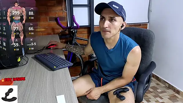 Snapshot of Marck_Muscle chatting on 11-12-25, 01:50 Marck Muscle online show from 11-12-25, 01:50