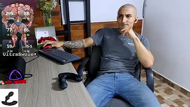 Snapshot of Marck_Muscle chatting on 01-13-26, 01:33 Marck Muscle online show from 01-13-26, 01:33