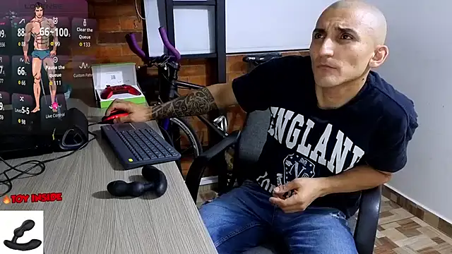 Snapshot of Marck_Muscle chatting on 01-19-26, 03:21 Marck Muscle online show from 01-19-26, 03:21