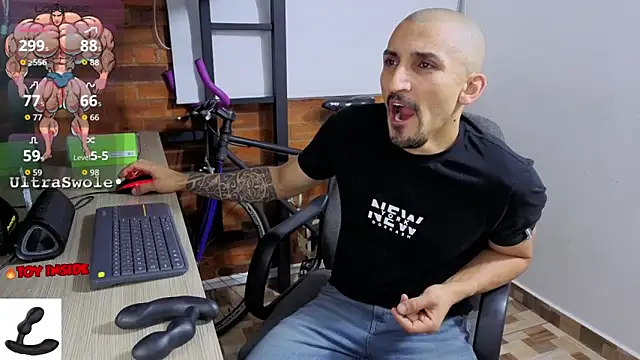 Snapshot of Marck_Muscle chatting on 02-15-26, 04:31 Marck Muscle online show from 02-15-26, 04:31