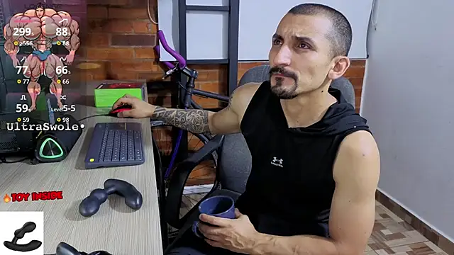 Snapshot of Marck_Muscle chatting on 03-03-26, 12:06 Marck Muscle online show from 03-03-26, 12:06