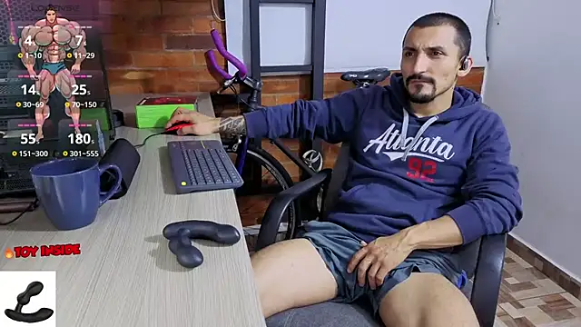 Snapshot of Marck_Muscle chatting on 03-13-26, 12:39 Marck Muscle online show from 03-13-26, 12:39