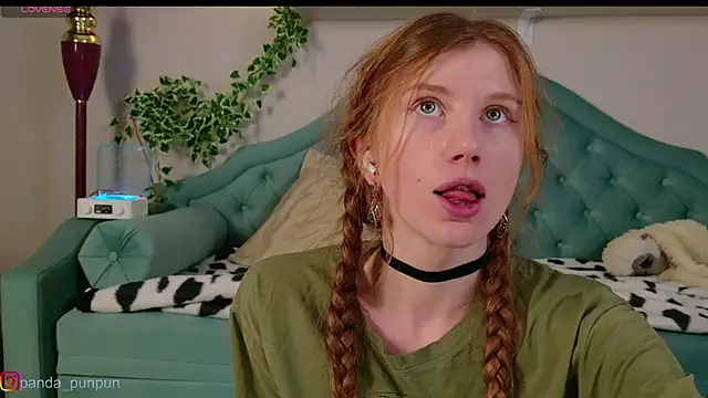 Neko Kimiko online show from 12-11-24, 11:08