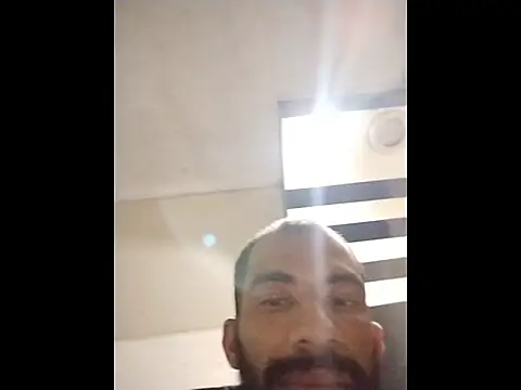 UncutToyBoy23cm online show from 12-20-25, 09:33