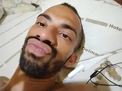 UncutToyBoy23cm online show from 01-19-26, 12:42