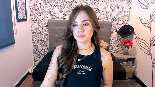 Snapshot of KataHot_ chatting on 01-09-25, 10:41 KataHot online show from 01-09-25, 10:41