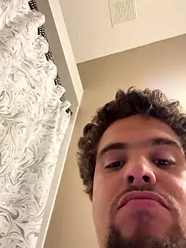 Snapshot of bigitaliandic chatting on 12-04-24, 10:19 bigitaliandic online show from 12-04-24, 10:19