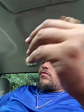 Snapshot of bigitaliandic chatting on 02-19-25, 08:20 bigitaliandic online show from 02-19-25, 08:20