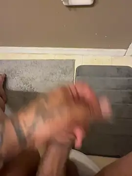 Snapshot of bigitaliandic chatting on 03-17-25, 11:21 bigitaliandic online show from 03-17-25, 11:21